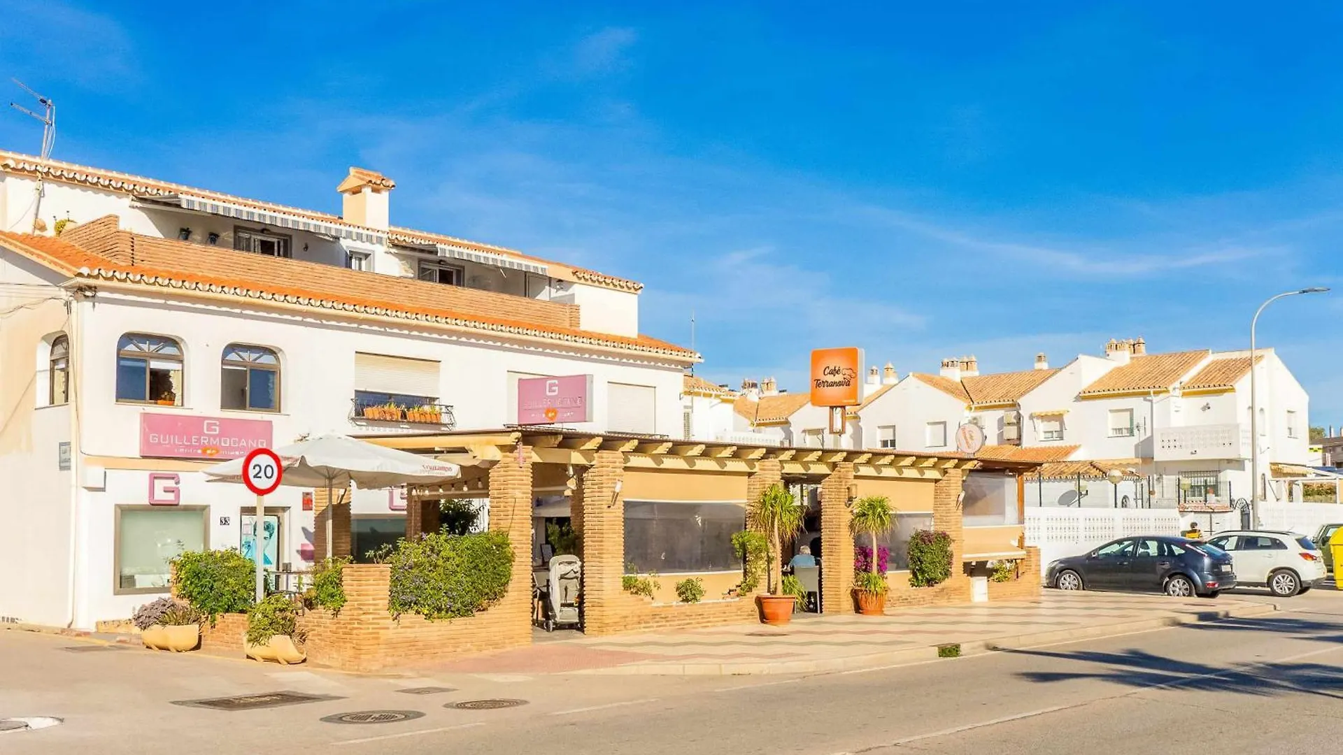 Apartamento En La Playa Con Patio Privado location